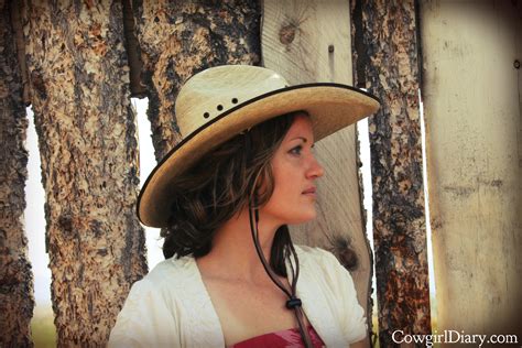 New accessories will soon be released for cowgirl hair 6