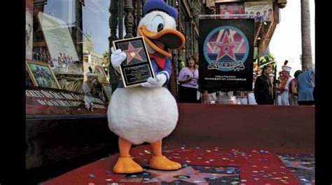 El Día Mundial del Pato Donald un eterno segundo con luz y estrella