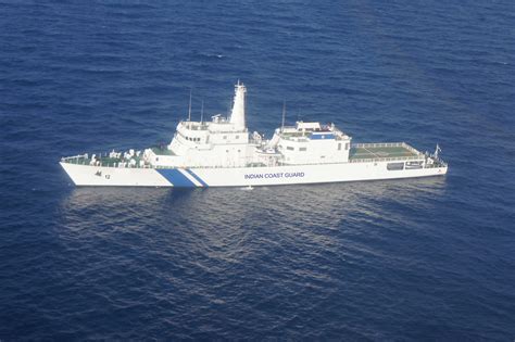 India Strategic ::. Navy: Indian Coast Guard Ship ‘Shoor’ Commissioned