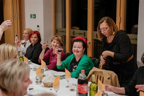 FOTO Proslavili 35 godišnjicu mature