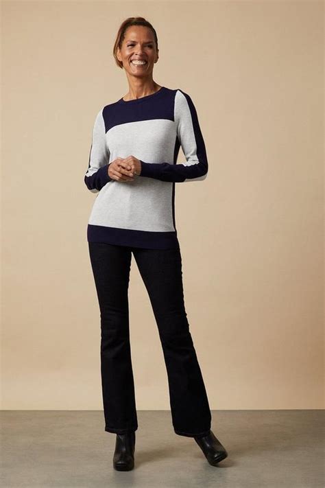 Jumpers And Cardigans Crew Neck Colour Block Jumper Wallis