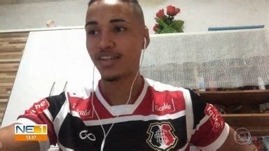 Globo Esporte Pe De Contrato Renovado Andr Fica No Santa Cruz At O