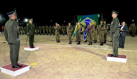 Barreiras Em Cerim Nia Festiva Tenente Coronel Warley Luiz Da Silva