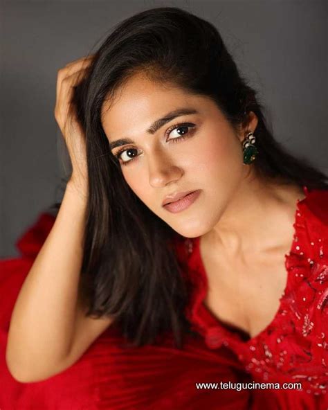 Simran Choudharys Red Hot Style Telugu Cinema