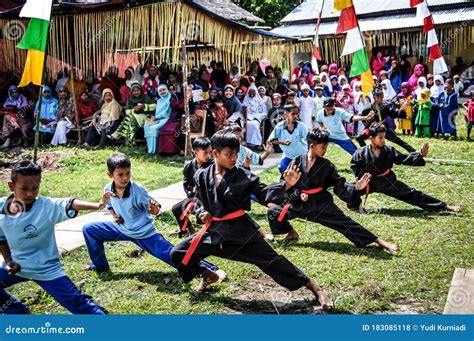 Pencak Silat Performance Editorial Stock Photo Image Of Playing