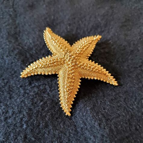 Signed Monet Starfish Gem