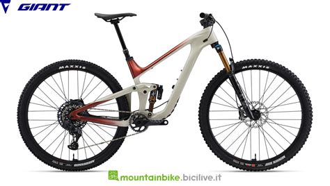 Catalogo e listino prezzi MTB Giant 2023