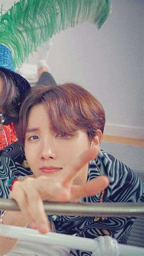 Pin Van Yop Op Hoseok