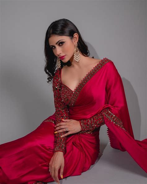 Mouni Roy In Rs 45k Red Satin Saree Will Make Your Heart Skip A Beat Stunning Pics India Today