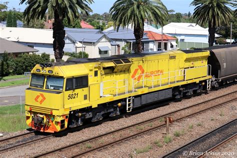 Img Waratah Brians Railway Bus And Shipping