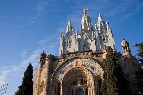 Premium Photo Temple Of The Sacred Heart Of Jesus Barcelona Spain