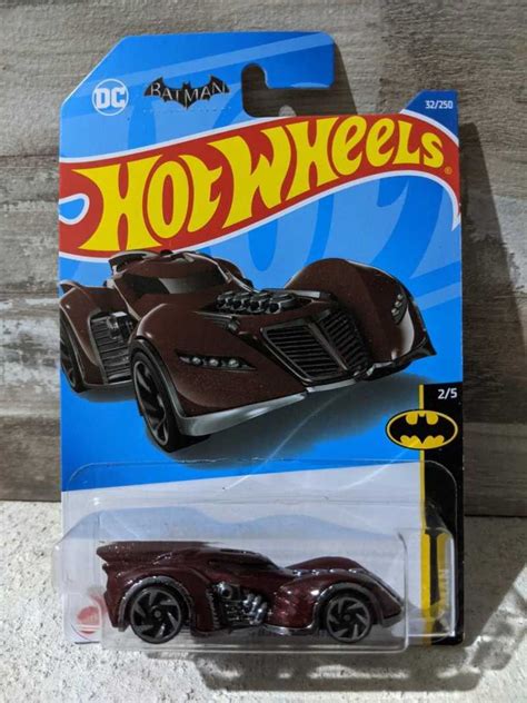 Jual Hot Wheels Batman Arkham Asylum Batmobile Merah Tua Lot F Batman Di Seller KutakKutik