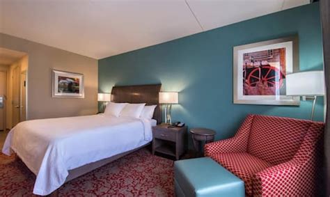 Hilton Garden Inn Bristol, VA Hotel Rooms and Suites