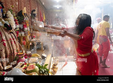 Arati hi-res stock photography and images - Alamy