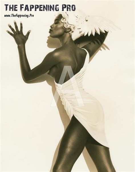 Naomi Campbell Nude By Herb Ritts Remastered Photos The Fappening
