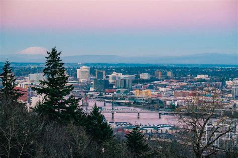 12 ICONIC Bridges of Portland, Oregon (With Facts & Photos)