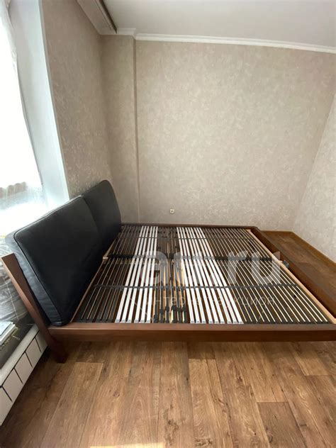 кровать двуспальная IKEA, 160 на 200 — купить в Красноярске. Состояние ...