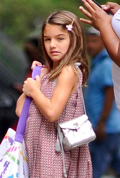 Photo Suri Cruise la fille de Tom Cruise et Katie Holmes rentre à