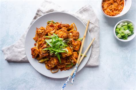 Crispy Tofu And Kimchi Stir Fry Halal Friendly Recipe Et Food Voyage