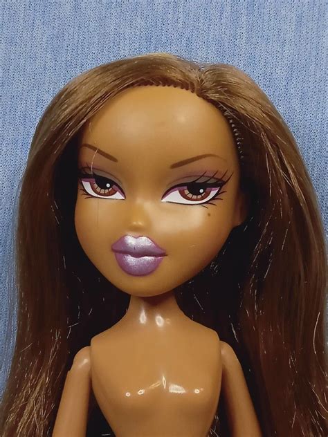 Bratz Passion 4 Fashion Yasmin Doll 3rd Edition Hobbies And Toys Toys And Games On Carousell