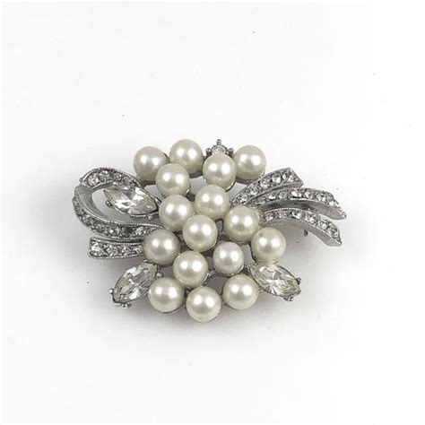 Marvella Pearl and Rhinestone Brooch Vintage – Estate Beads & Jewelry