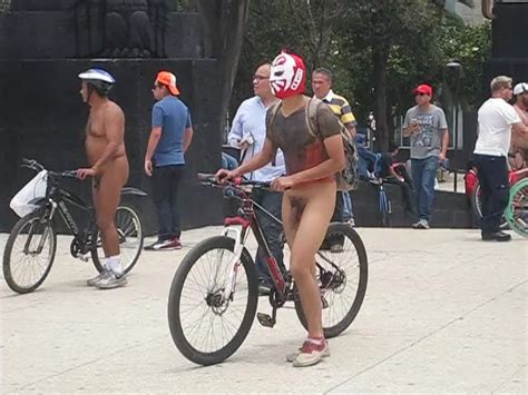 Boy Love WORLD NAKED BIKE RIDE MEXICO ThisVid