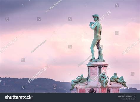 Naked Man Statue Images Stock Photos Vectors Shutterstock