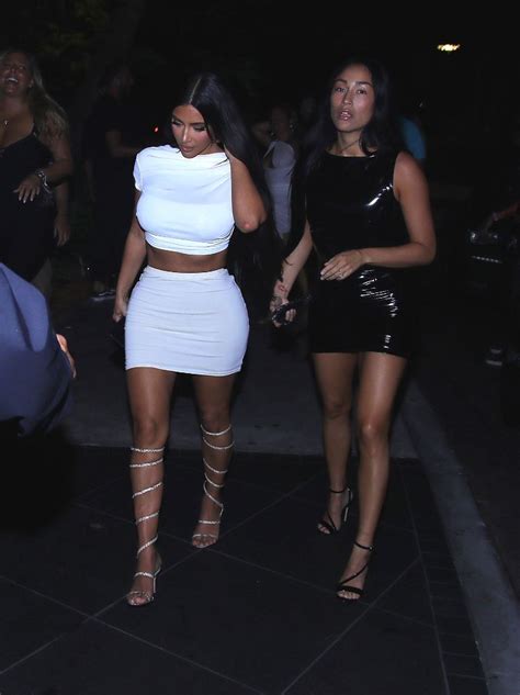 Kim Kardashian Hot Mini Skirt Hot Celebs Home