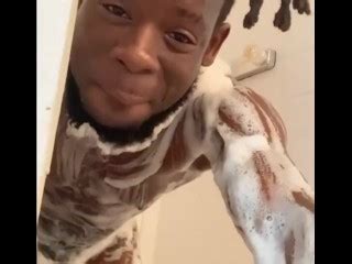 洗澡时的大漂亮鸡巴 Pornhub Gay