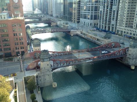 chicago river  beautiful    angle chicago river