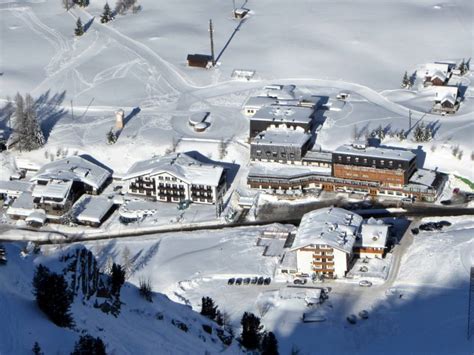 Hotel Passo San Pellegrino Sulle Piste Cappuccino Pulver Mitde