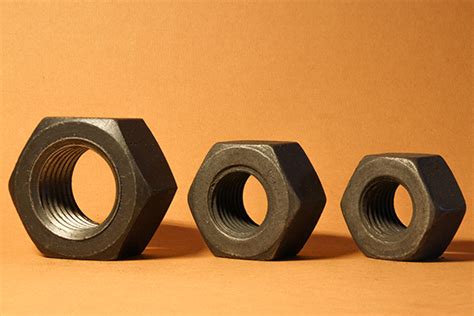 Изготовление гаек на заказ в ООО «КЕРН» | Производство крепежа в Москве