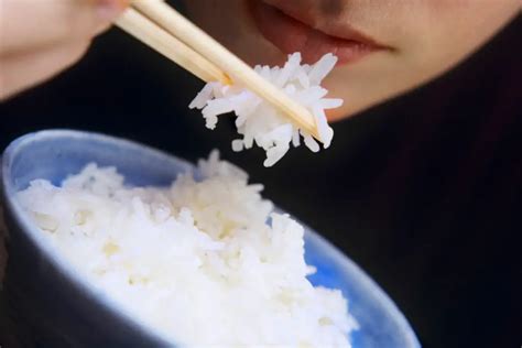 How To Eat Rice With Chopsticks - Why So Japan