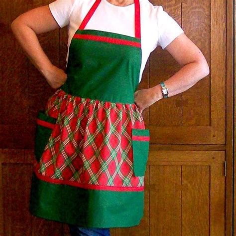 Red And Green Plaid Holiday Apron Womans Full Kitchen Apron Etsy