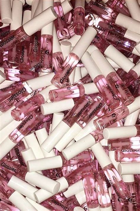 Lip Gloss In 2020 Pink Aesthetic Pastel Pink Aesthetic Aesthetic Makeup