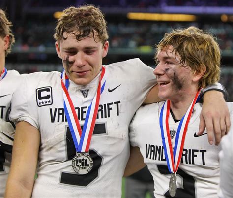 A Dii State Varsity Football Championship Vandegrift Voice