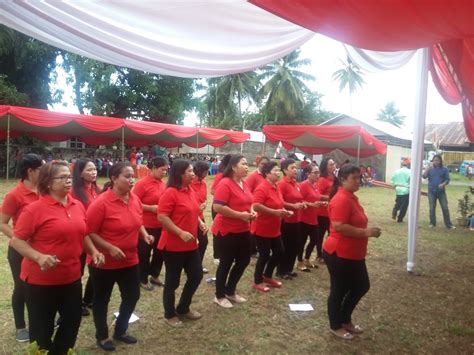 Pesta Adat Tulude Jemaat Gmim Imanuel Buntong Berlangsung Meriah