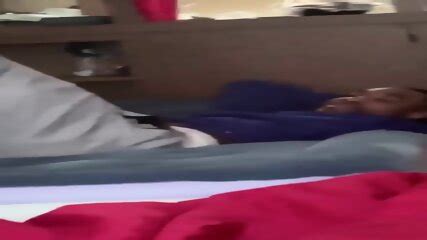 So Horny She Started Sucking BBC In Front Of His Homies