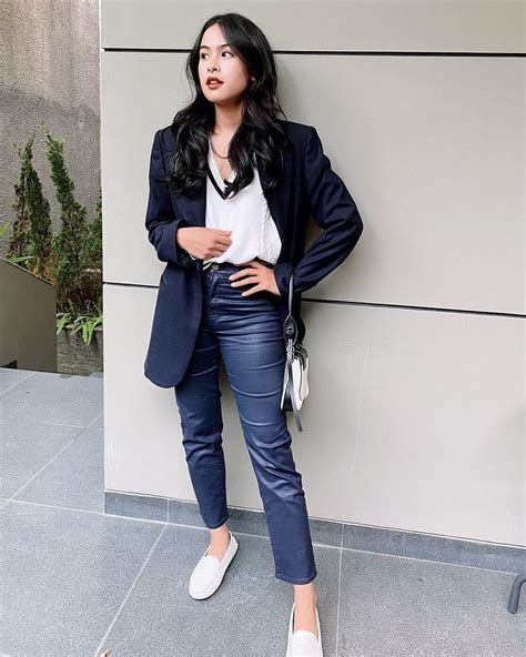 Ide Padu Padan Blazer Ala Maudy Ayunda Modis Dan Classy