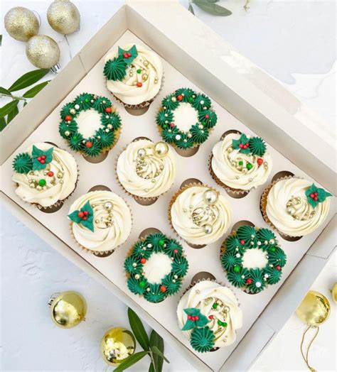 25 Christmas Cupcakes To Help You Throw A Festive Celebration Green