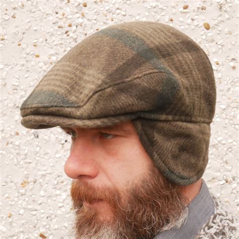 Traditional Irish Tweed Flat Cap Green Tartanplaid Check With