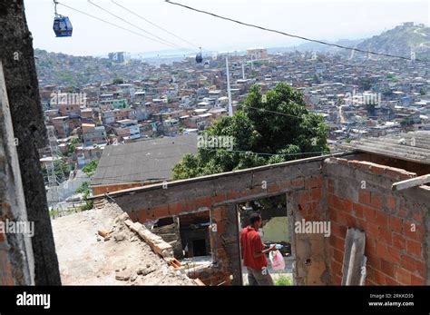 Brazilian government slums hi-res stock photography and images - Alamy