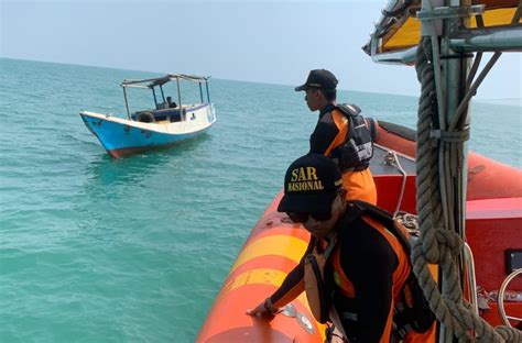 Nelayan Jepara Hanyut Mil Sampai Karimunjawa Selama Hari