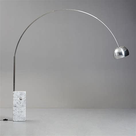 Achille Pier Giacomo Castiglioni Golvlampa Arco Flos Italien