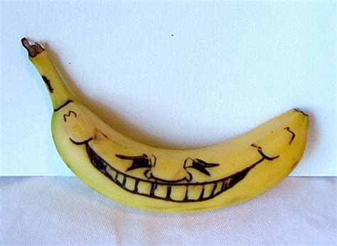 Crazy and Funny Bananas Art ~ CRAZY PICS
