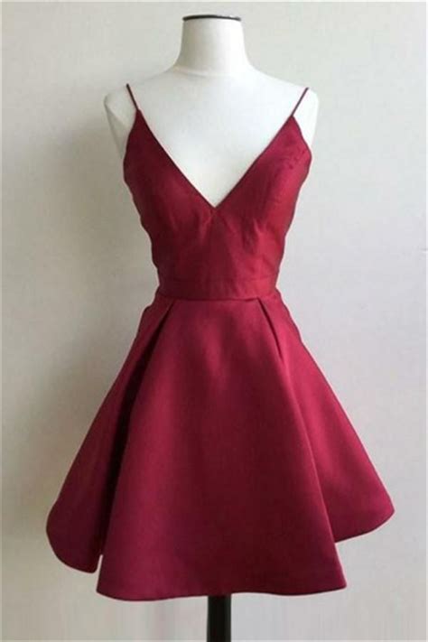 Spaghetti Straps Burgundy V Neck Satin Homecoming Dresses With Pockets