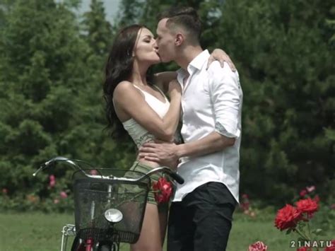 First Date Ends With Passionate Anal Sex Right In The Public Garden Sex Video