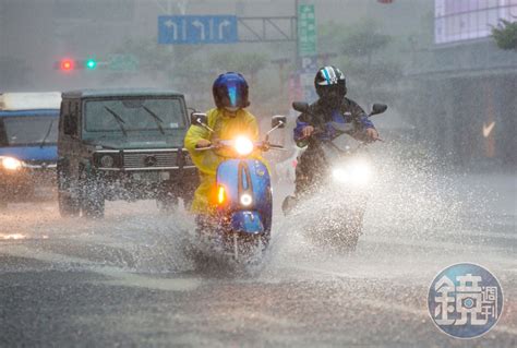 雨彈升級！雙北等10縣市豪、大雨特報 5縣市防大雷雨 鏡週刊 Mirror Media