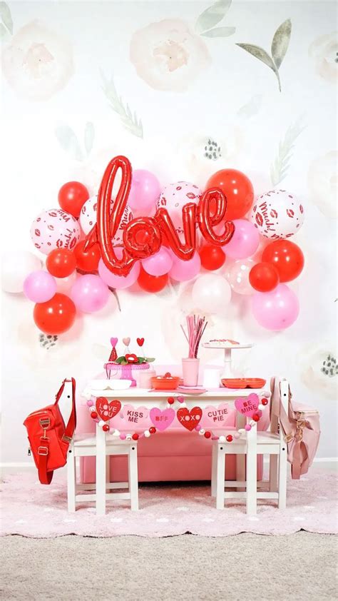 The Sweetest Valentine’s Party | Valentine decorations, Valentines ...