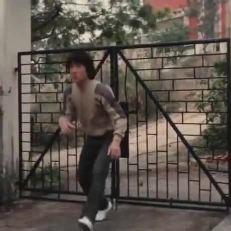 Jackie Chan Tekee Parkouria Ennen Kuin Parkour Keksittiin Huumoria